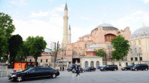 ayasofya-ve-sultanahmet-e-dmitri-medvedev-suprizi