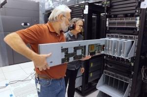 bellek-odakli-bilgisayarla-insanliga-fayda-saglayacak