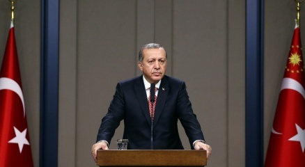 Cumhurbaşkanı Erdoğan, altın madalya kazanan millileri kutladı