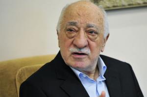 feto-lideri-vatandasliktan-cikarilmasi-icin-adim-atildi