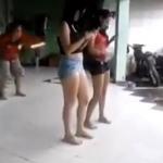 korkudan-oldugu-yere-yigildi-yok-boyle-saka