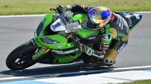 sofuoglu-buyuk-britanya-da-ilk-sirayi-aldi