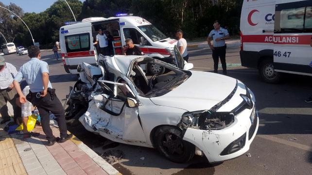 Antalya’da  kaza: 1 ölü, 2 yaralı