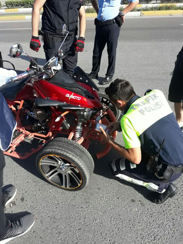 1548894_7de3fb87e3e3f9464f95d0233731bfc3