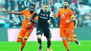 besiktas-basaksehir-macinda-ilk-11-ler