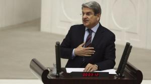 chp-li-aytun-ciray-partisinden-istifa-etti