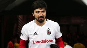 tolga-soyunma-odasinda-siddetli-ve-trajik