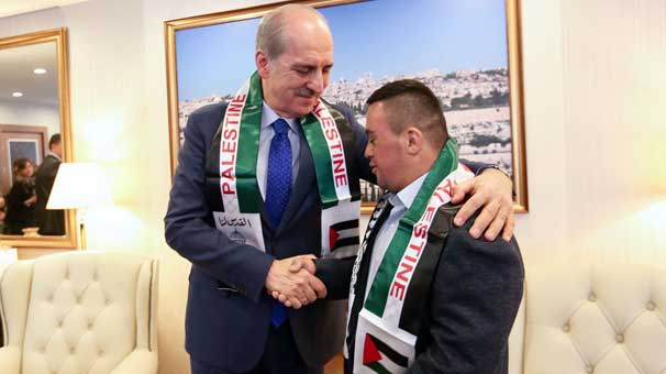 Bakan Kurtulmuş, Filistinli down sendromlu gençle buluştu
