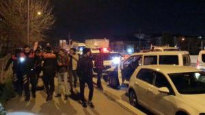 Askere uğurlama konvoyunda patlayan silah ortalığı bir anda karıştırdı