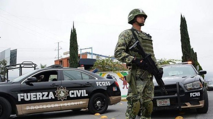 Meksika'da çeteler dehşet saçtı: 14 ölü