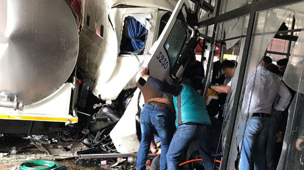 Çanakkale'de feci kaza!