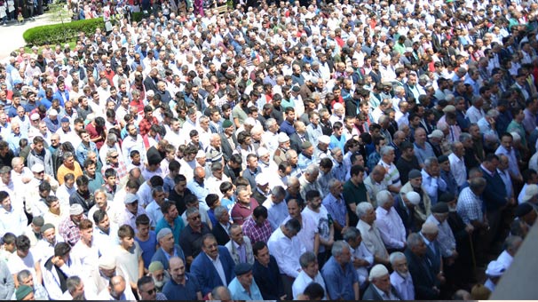 Ağrı şehidi Recep Yıldırım'ı son yolculuğuna 5 bin kişi uğurladı