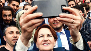 Akşener:Cumhuriyet'in sahibi gençliktir