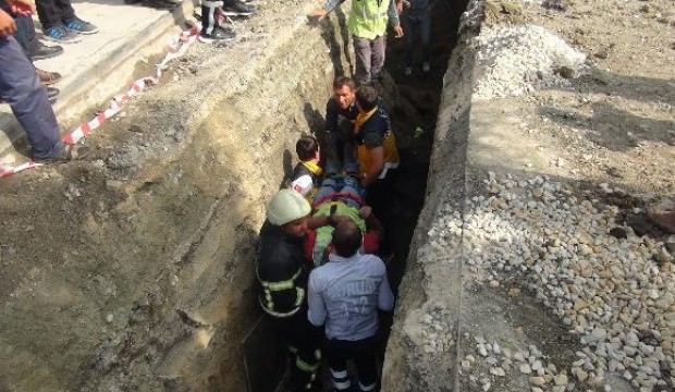 Çorum'da toprak kayması: 2 yaralı