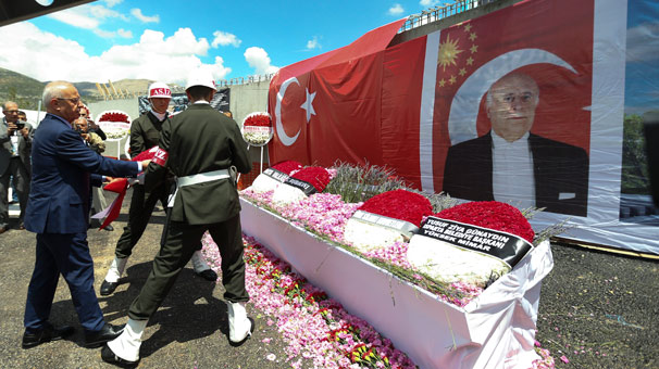 Merhum  Demirel devlet töreniyle anıldı