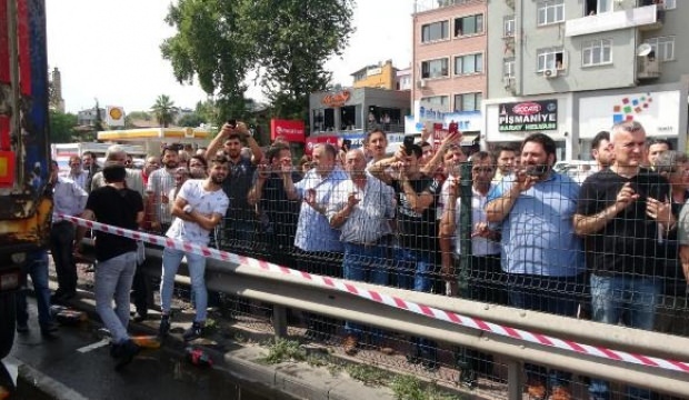 Kocaeli'de korkunç kaza! Film izler gibi izlediler