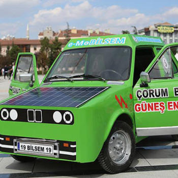 Liseliler yaptı! Güneş enerjisiyle çalışıyor