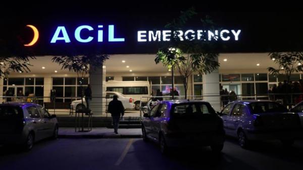 Manisa'da askerler gıda zehirlenmesi şüphesiyle hastaneye kaldırıldı