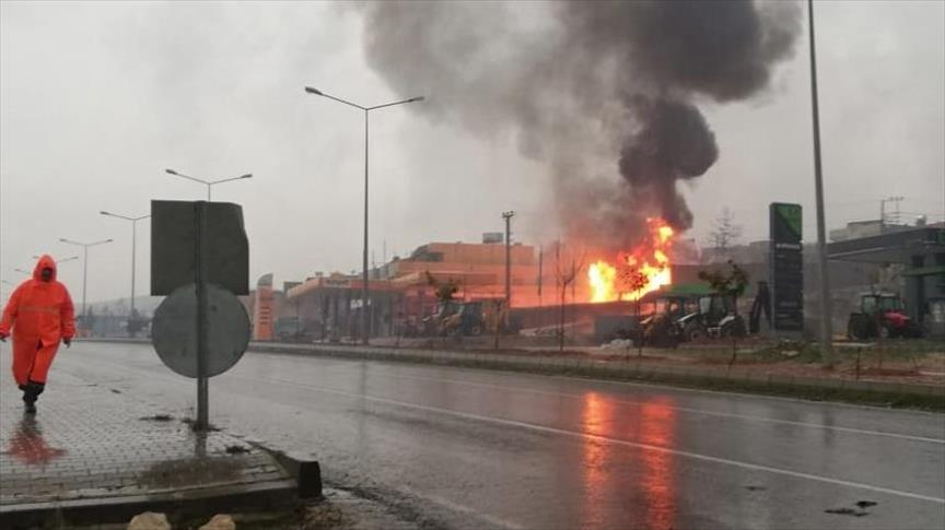 IMG_4F0895-1FC8D5-9FCB56-9C0B05-8DA774-F75F3C