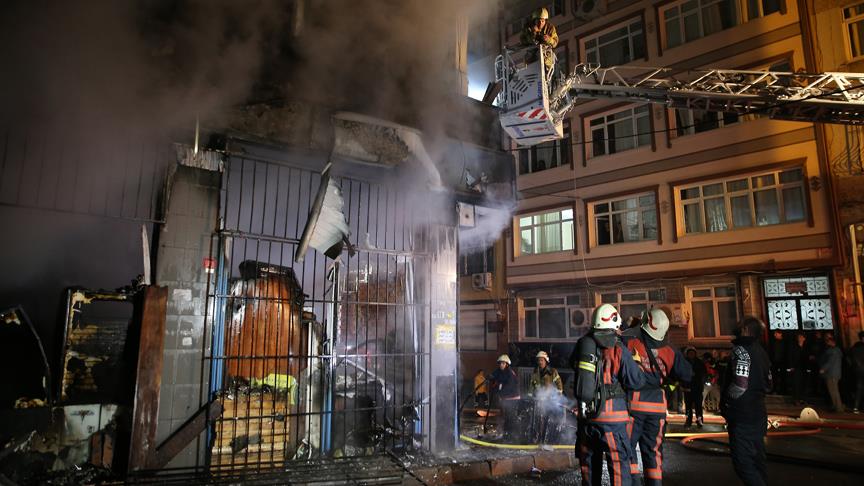 IMG_95E8A5-C41A9E-3F6821-E72D74-B719EF-BEE733