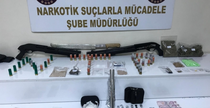 b8de63e344bc9c16898eece3a1e5fc02