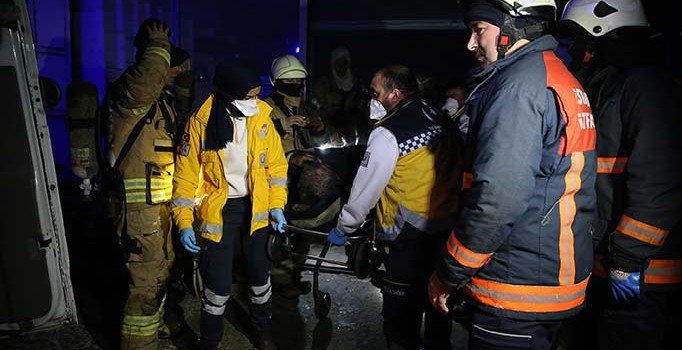 Başakşehir’de Dolapdere Sanayi Sitesi'nde yangın: 1 ölü