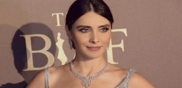 Nur Fettahoğlu'ndan ezber bozan paylaşım!