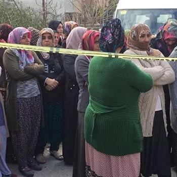 Eşini boğazından ve kalbinden bıçaklayarak öldürdü