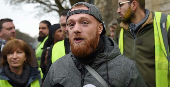 Sarı Yelekliler'in öncülerinden Nicolle gözaltına alındı