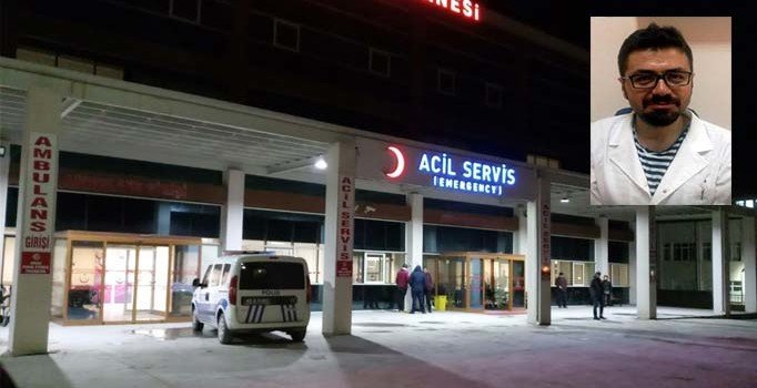 Hastanedeki odasında ölü bulundu