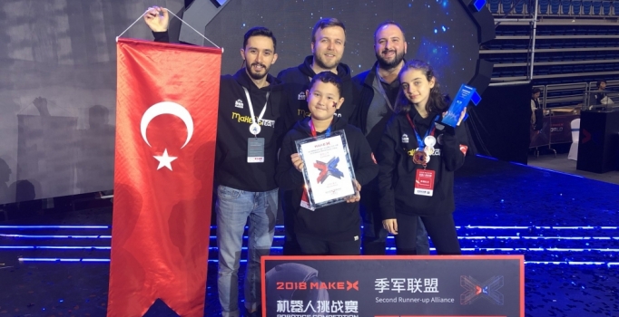 Bursa Robot takımı dünya üçüncüsü oldu