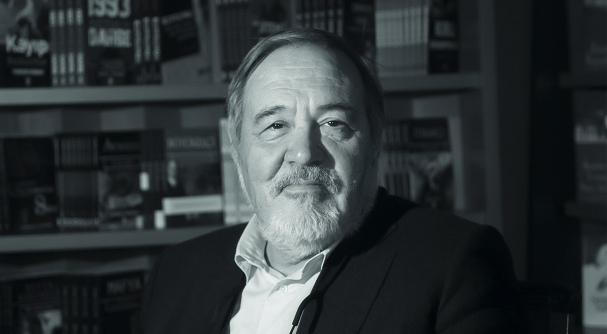 İlber Ortaylı: "Görgüsüzlük Ve Yarı Cehaletin Günden Güne Azalmasını Temenni Ediyorum"