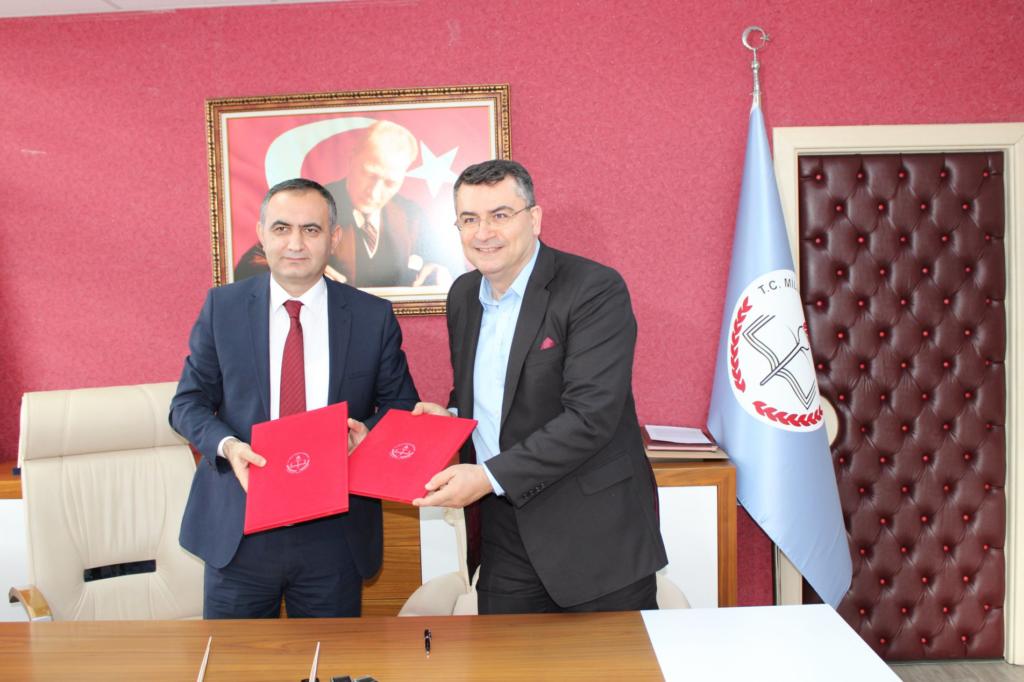 Liselileri Girişimci Yapacak İmza