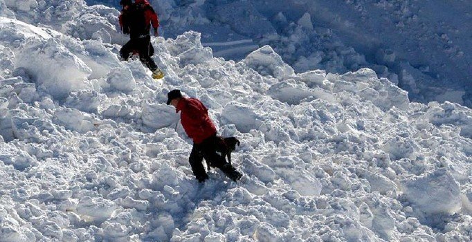 Tacikistan'da çığ felaketi: 1 ölü, 1 kayıp