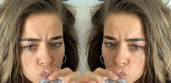 Makyajsız, ojesiz ve dağınık Bensu Soral