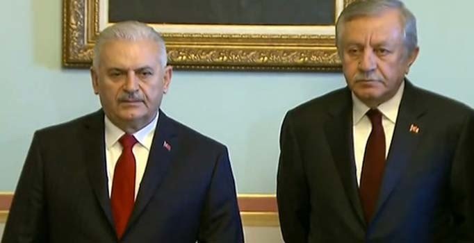 Binali Yıldırım görevini Celal Adan'a devretti: Gönlüm rahat