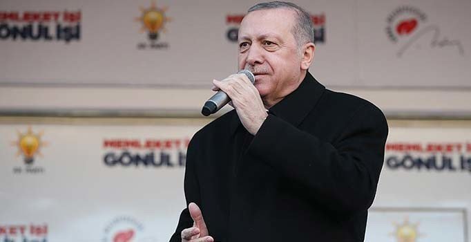 Erdoğan'dan belediyeye yol tepkisi: Böyle devam ederse vurur, geçeriz