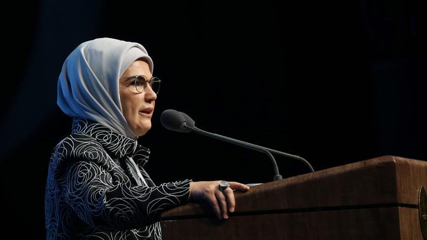 Emine Erdoğan'dan 'Okuryazarlık Seferberliği' Paylaşımı