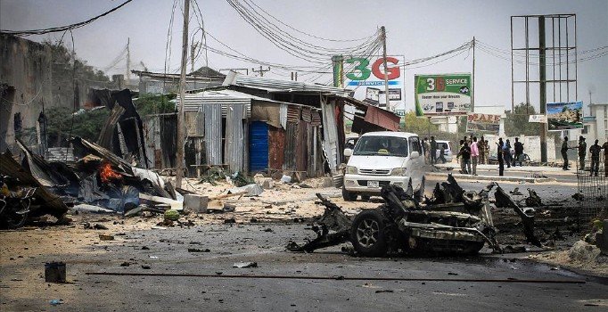Somali'de eş-Şebab militanlarını taşıyan araç infilak etti