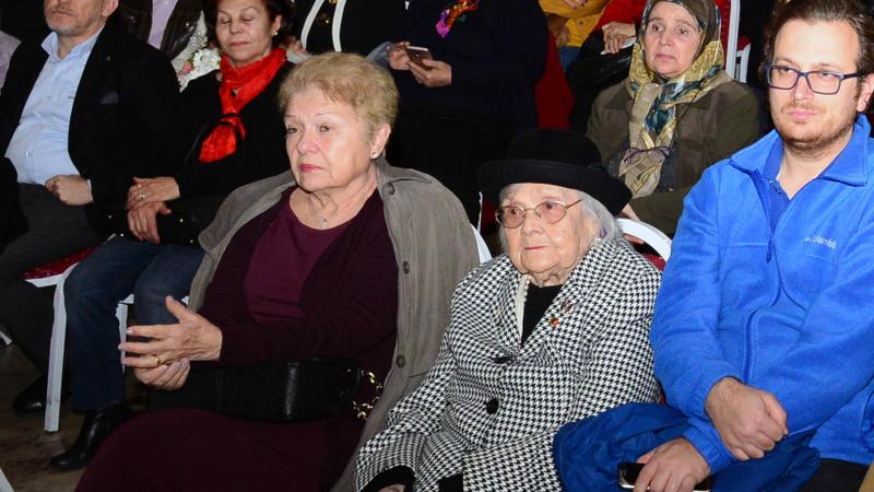 105 yaşındaki Sümerolog Muazzez İlmiye Çığ'a Puduhepa Ödülü