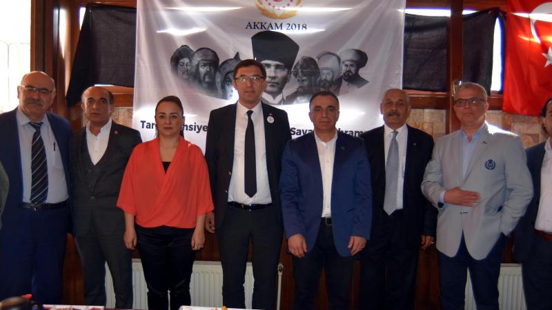 Kahramanlarımızı ve tarihi şahsiyetlerimizi araştıracaklar