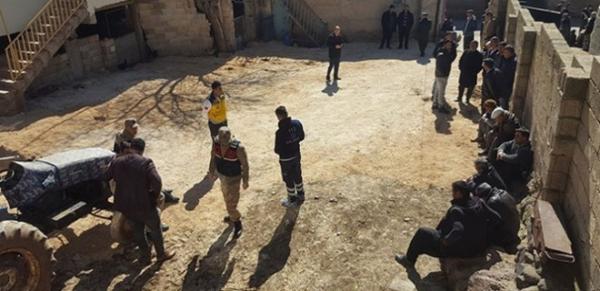 Tüfekle oynayan çocuk kendini vurdu!