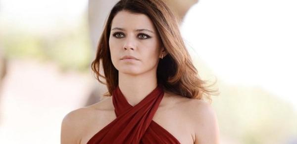 Beren Saat: