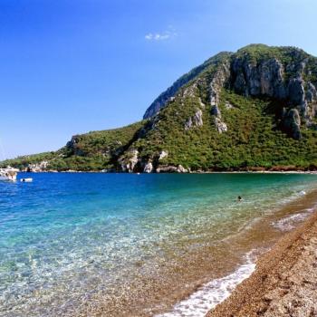 MAVİ BAYRAKLI PLAJ ÖDÜLLERİNİN GALİBİ ANTALYA OLDU