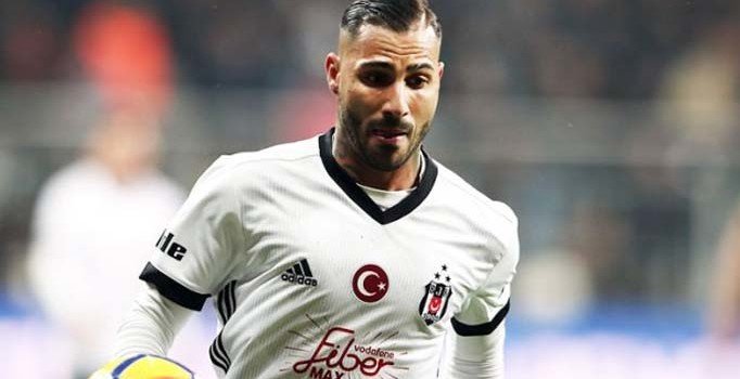 UEFA'dan Quaresma'ya ceza