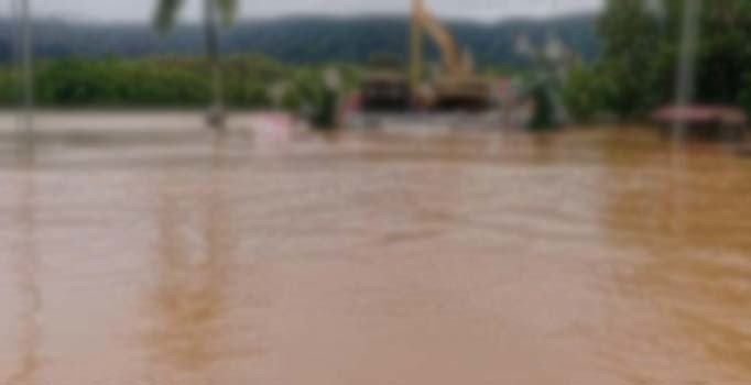 İran'da 23 eyalet için sel alarmı verildi