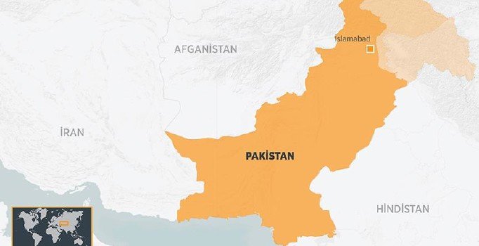 Pakistan'da okul duvarı yıkıldı: 5'i çocuk 6 kişi can verdi