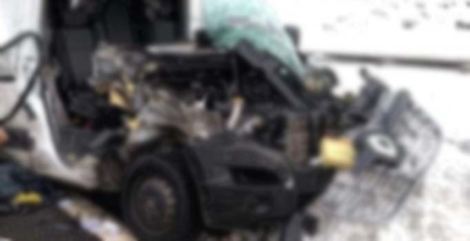Kenya'da tır minibüsle çarpıştı: 11 ölü