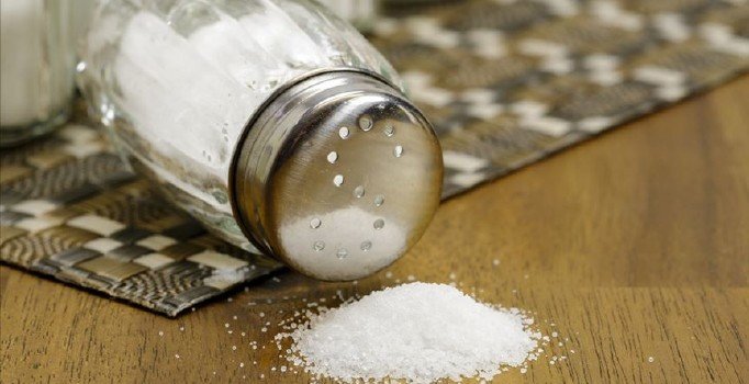 Lokantalarda tuz ve şeker rafa kalkıyor