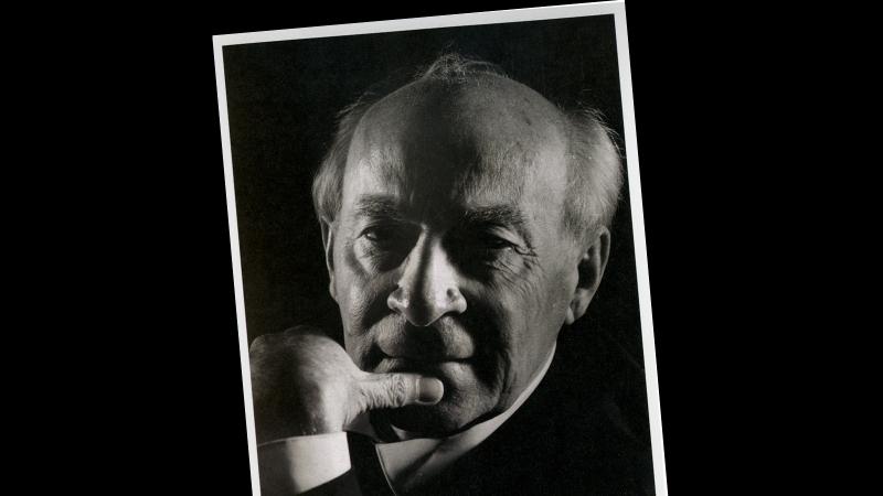 Muhsin Ertuğrul kabri başında anılacak